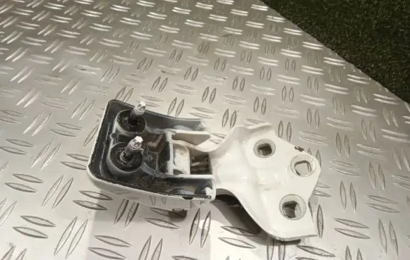 Toyota Proace Rear door upper hinge 9820031980