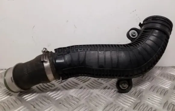 Audi Q3 8U Intercooler hose/pipe 1K0145840R