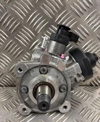 Volkswagen Tiguan Fuel injection high pressure pump 03L130755AC