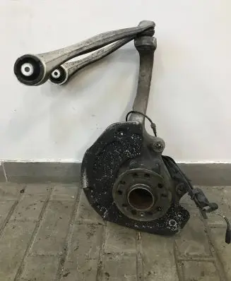Mercedes-Benz E W213 Front wheel hub