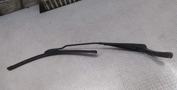 Ford Mondeo Mk III Windshield/front glass wiper blade 