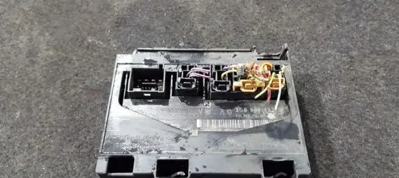 Volkswagen PASSAT B6 Comfort/convenience module 3c0959433r 3c0907348b