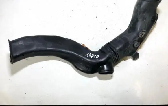 Opel Vectra B Air intake hose/pipe 90528239