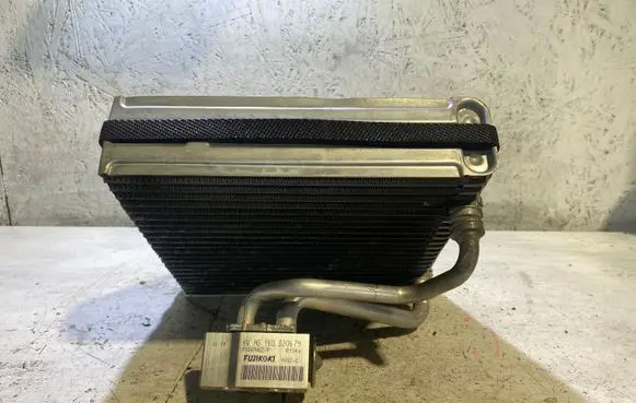 Volkswagen Golf VI Air conditioning (A/C) radiator (interior) 1K0820679 F666902ZF