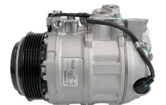 Mercedes-Benz Vito Viano W447 Air conditioning (A/C) compressor (pump) A0008303202