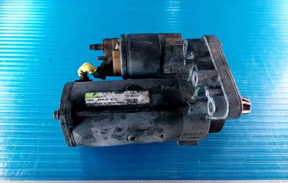 Peugeot 407 Starter motor TS18E13