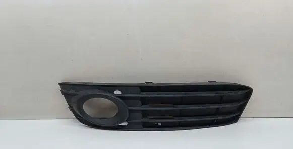 Audi A4 S4 B8 8K Front fog light trim/grill 8K0807681A