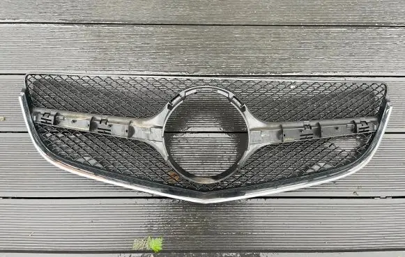 Mercedes-Benz E A207 Front bumper lower grill A2078802483