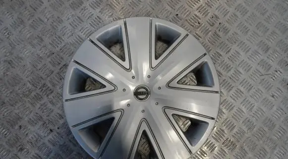 Nissan Juke I F15 R16 wheel hub/cap/trim 40315-BR16A