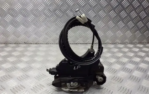 Mitsubishi Colt CZ3 Front door lock
