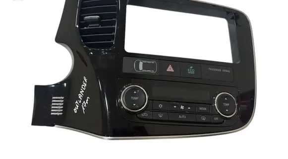 Mitsubishi Outlander Center console 7820B062XA 8002B409 C68233