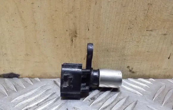 Toyota Corolla E120 E130 Crankshaft position sensor 9091905042 0296001010