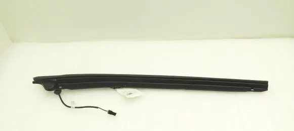 Jeep Grand Cherokee Tailgate/trunk side cover trim 68165048 1005562
