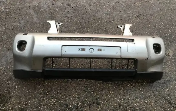 Nissan X-Trail T31 Front bumper