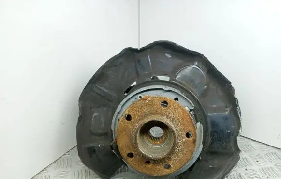 BMW 4 F36 Gran coupe Rear wheel hub