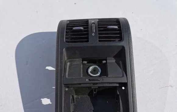 Volkswagen PASSAT B6 Climate control unit