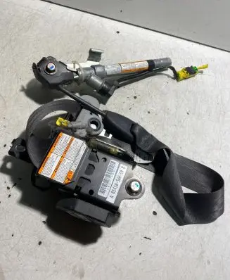 Honda CR-V Front seatbelt 81450SWWE0 10UF780NL