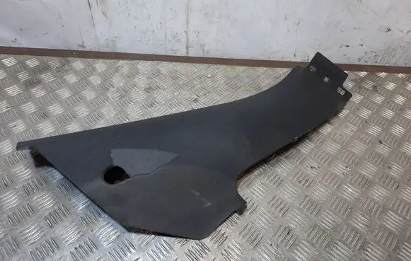 Porsche Cayenne (92A) (C) pillar trim 7P0867766