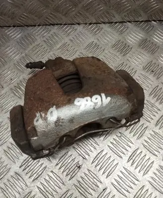 Mazda 3 I Front brake caliper