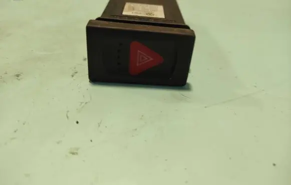 Volkswagen PASSAT B5 Hazard light switch 3B0953235D PA66GF30 PNT6000T