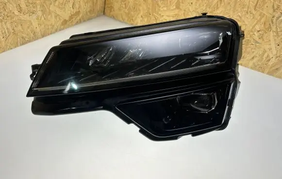Skoda Karoq Headlight/headlamp 57B941015B 3639450