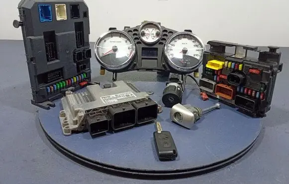 Peugeot 207 CC Engine control unit/module ECU 9665291180