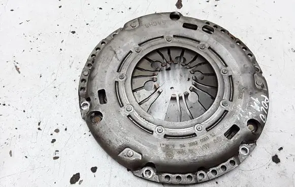 Volkswagen Polo V 6R Pressure plate 038141025d