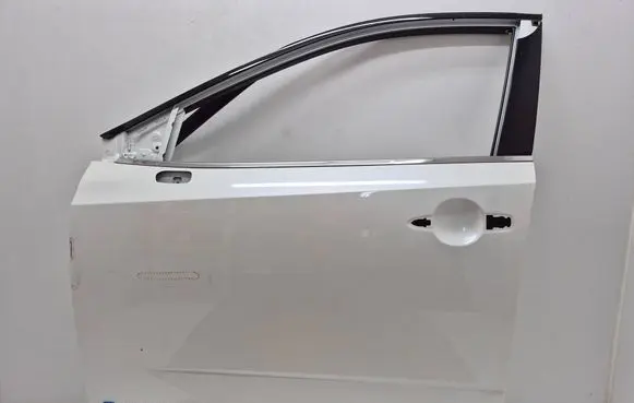 Nissan Qashqai J12 Front door 