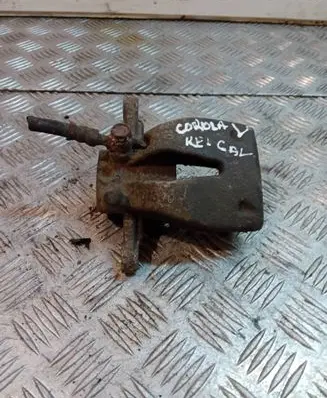 Toyota Corolla Verso AR10 Rear brake caliper Y01340