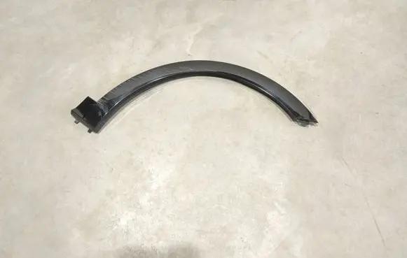 Porsche Cayenne (9Y0 9Y3) Front arch trim 9Y0853818
