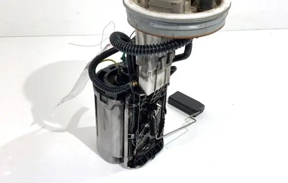 Audi A4 S4 B6 8E 8H In-tank fuel pump 8E0919050D