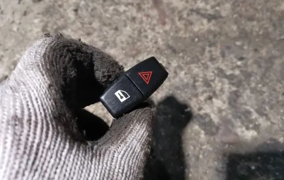 BMW 5 E60 E61 Hazard light switch