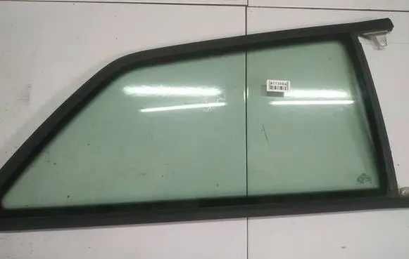 Audi A3 S3 8P Rear side window AS2