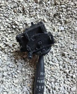 Toyota Yaris Wiper control stalk 173647