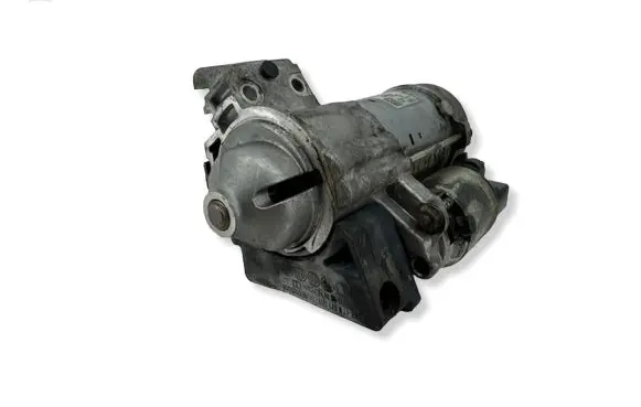 BMW 5 F10 F11 Starter motor 8570846 4380000490 8571350