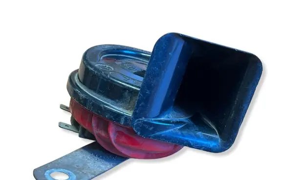 BMW 5 E39 Horn signal 006046