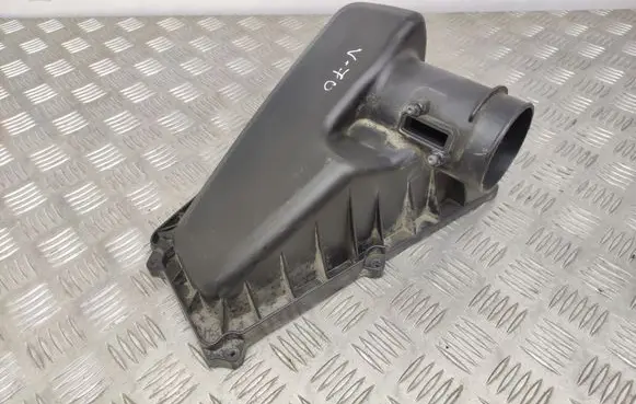 Volvo V70 Air filter box cover 1024282S01