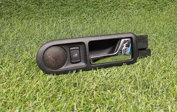 Volkswagen Golf IV Front door interior handle 3B0839114