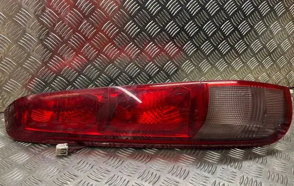 Nissan X-Trail T30 Rear/tail lights