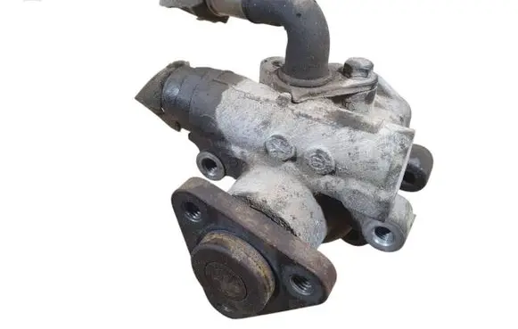 Audi A4 S4 B5 8D Power steering pump 8D0145156L