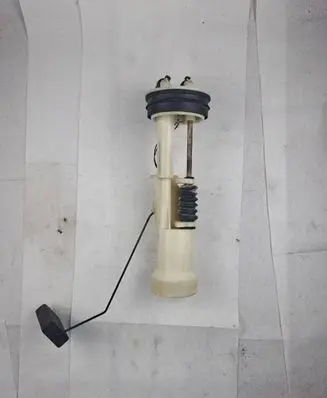 Volkswagen PASSAT B3 Fuel level sensor 357919051 8243117