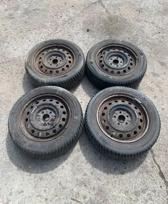 Toyota Auris 150 R16 steel rim