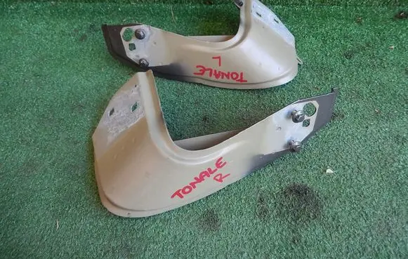 Alfa Romeo Tonale Fender mounting bracket