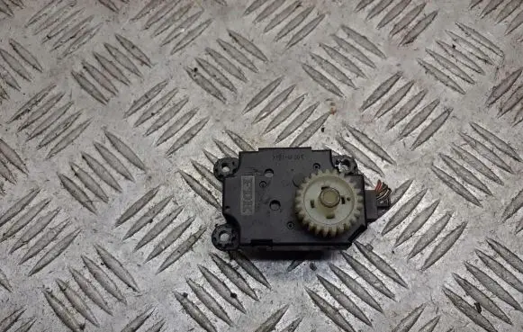 Alfa Romeo GT A/C air flow flap actuator/motor 52400866