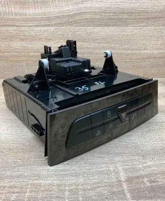 Mercedes-Benz E W211 Hazard light switch A2116800552