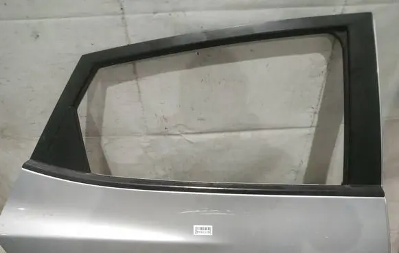 Hyundai ix35 Rear door glass trim molding 