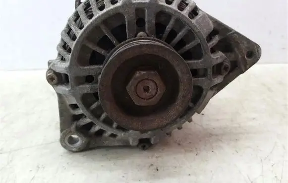 Mitsubishi Galant Generator/alternator MD358421