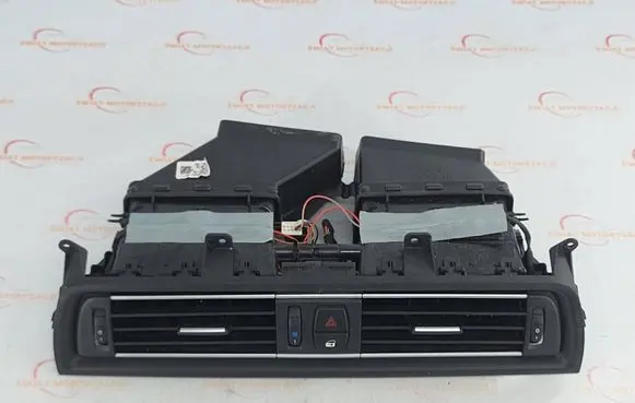 BMW 5 F10 F11 Rear air vent grill 
