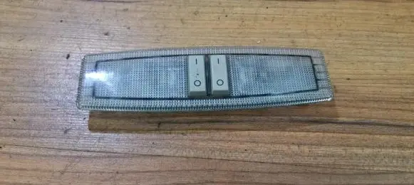Nissan X-Trail T30 Front seat light