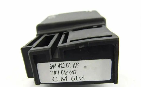 Renault Espace - Grand espace IV Steering wheel buttons/switches 7701049643